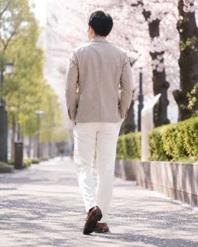ススム